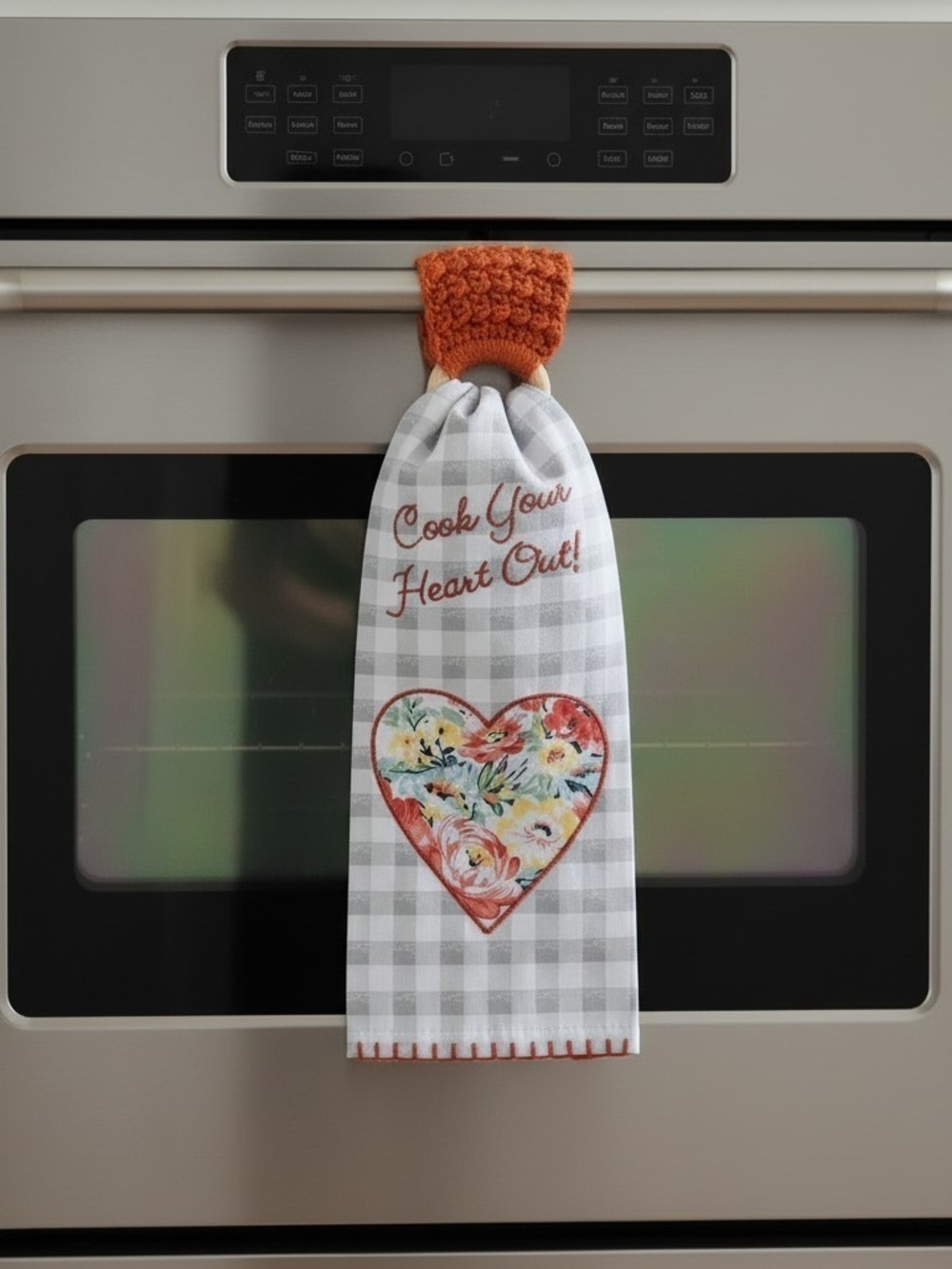 The Pioneer Woman Gray Gingham Floral Heart Towel &Hand Crochet Towel Holde